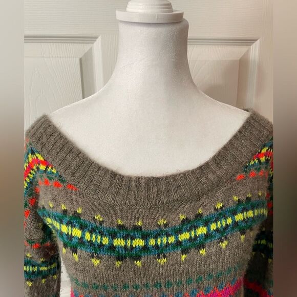 American Eagle Outfitters Gray Neon Wool  Sweater Women’s Size Small Super Soft! - Picture 2 of 6